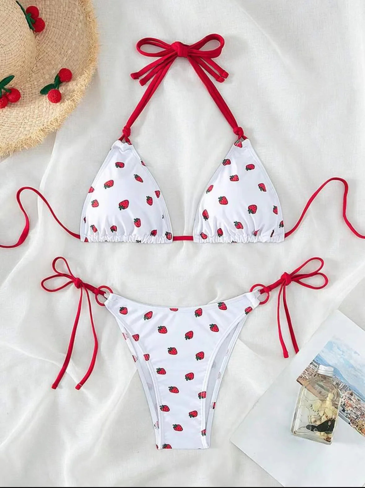 Sanday Soulara Strawberry micro string bikini